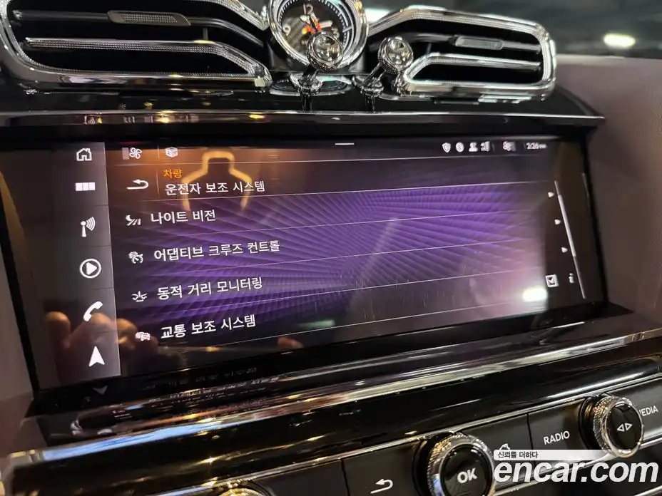 Bentley Bentayga 2021 4.0 гидро, фото 18