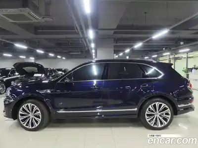 Bentley Bentayga 2021 4.0 гидро, миниатюра 2