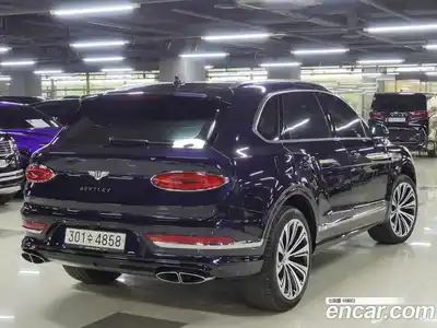 Bentley Bentayga 2021 4.0 гидро, миниатюра 3