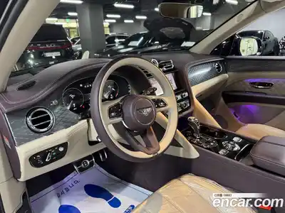 Bentley Bentayga 2021 4.0 гидро, миниатюра 4