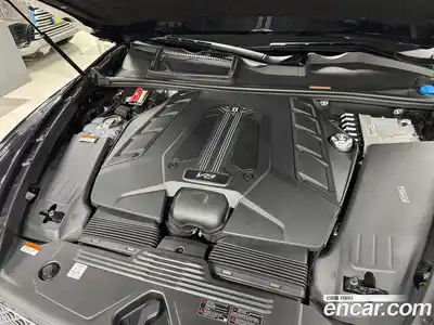 Bentley Bentayga 2021 4.0 гидро, миниатюра 5