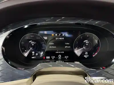 Bentley Bentayga 2021 4.0 гидро, миниатюра 6