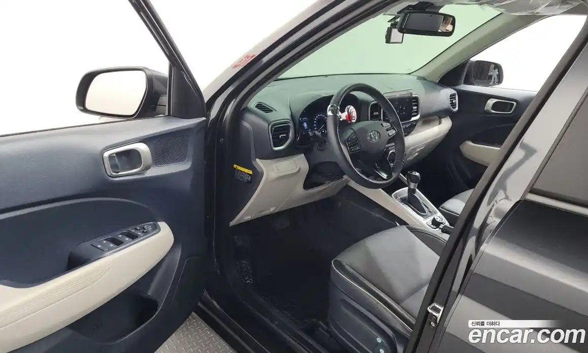 Hyundai Venue 2019 1.6 автомат (гидро), фото 13