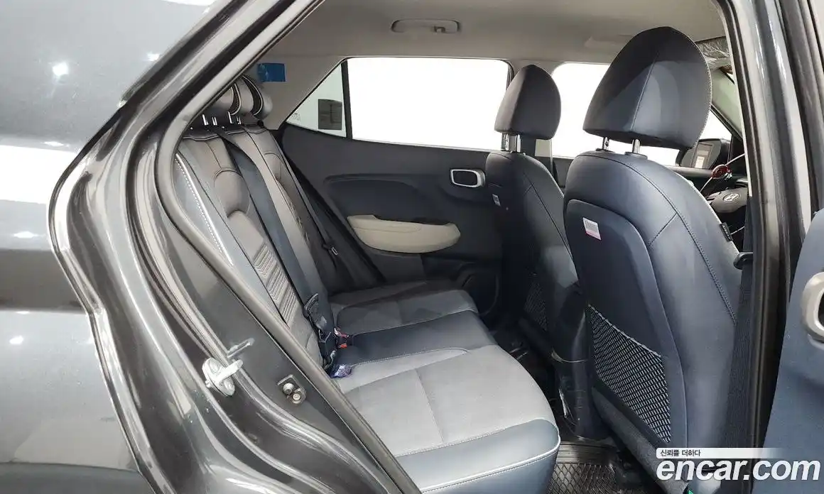 Hyundai Venue 2019 1.6 автомат (гидро), фото 16