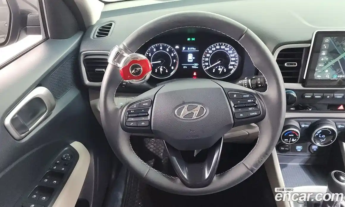 Hyundai Venue 2019 1.6 автомат (гидро), фото 19