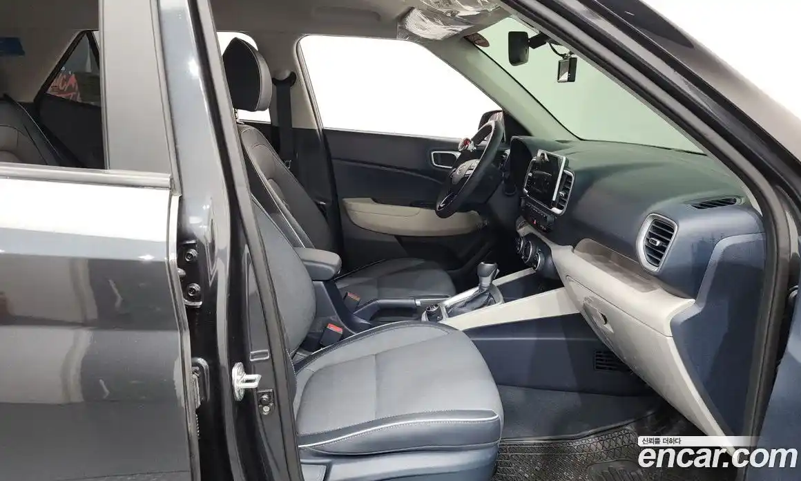 Hyundai Venue 2019 1.6 автомат (гидро), фото 24