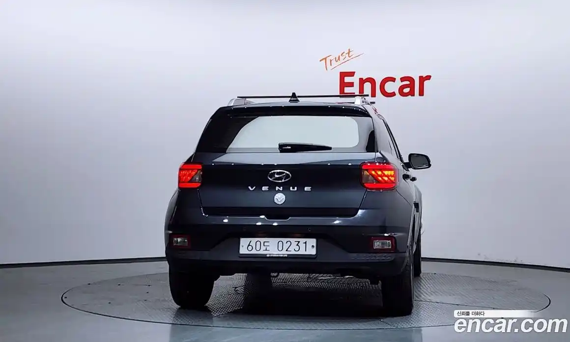Hyundai Venue 2019 1.6 автомат (гидро), фото 4