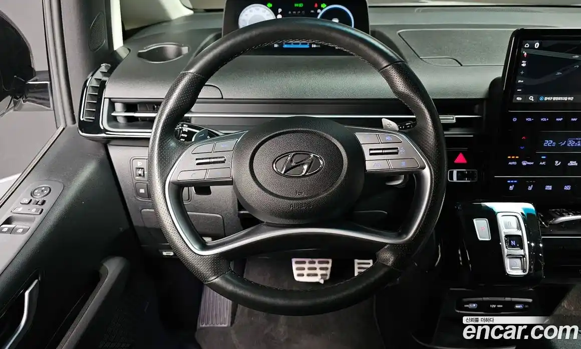 Hyundai Staria 2022 2.2 гидро, фото 19