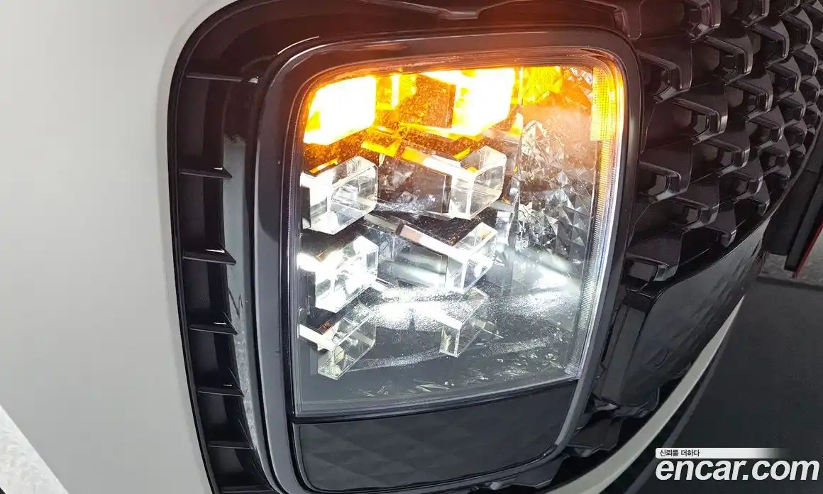 Hyundai Staria 2022 2.2 гидро, фото 8