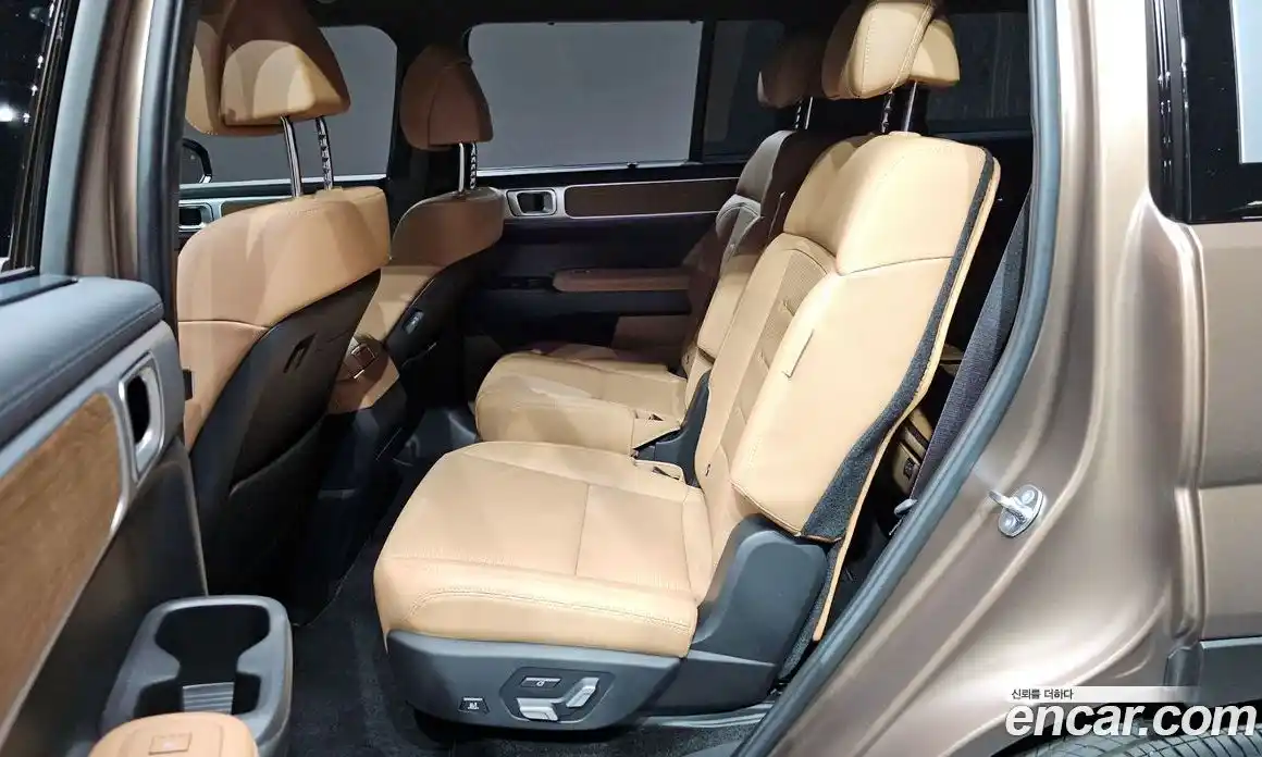 Hyundai Santa Fe 2025 1.6 гидро, фото 16