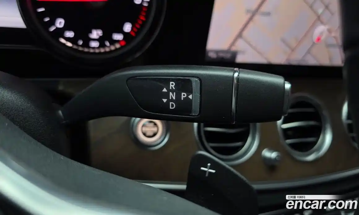 Mercedes-Benz E-Class 2019 1.9 автомат (гидро), фото 12