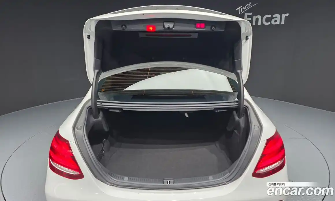Mercedes-Benz E-Class 2019 1.9 автомат (гидро), фото 26