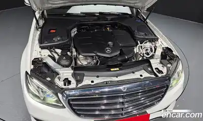 Mercedes-Benz E-Class 2019 1.9 автомат (гидро), миниатюра 6