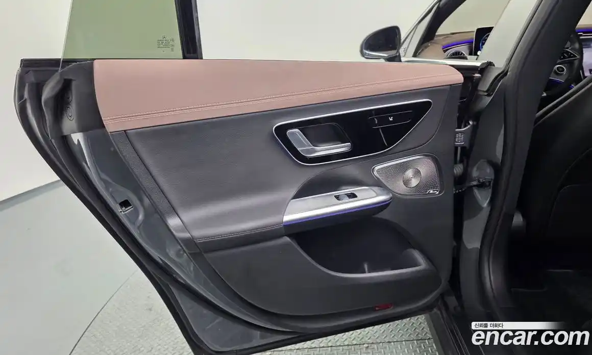 Mercedes-Benz EQE 2022 0.3 гидро, фото 14