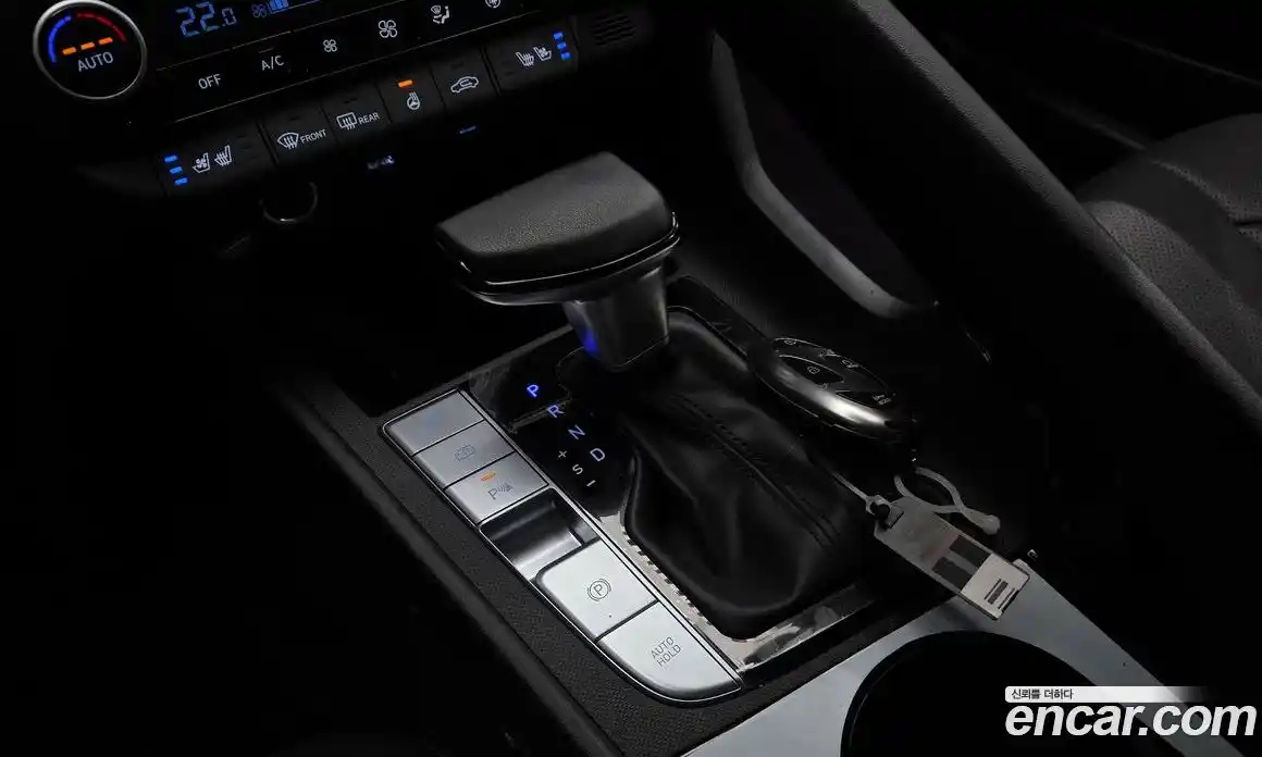 Hyundai Avante 2024 1.6 гидро, фото 12