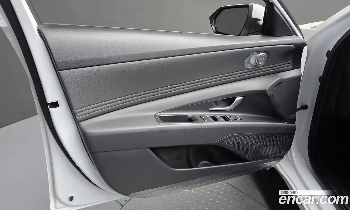 Hyundai Avante 2024 1.6 гидро, фото 14