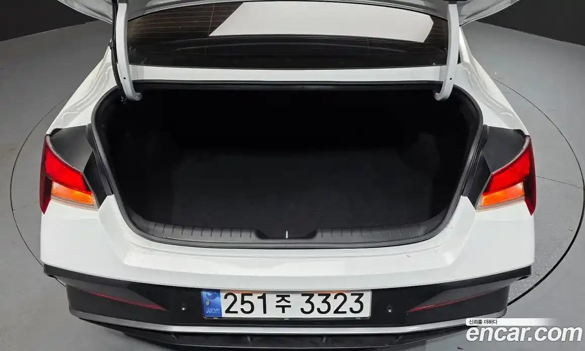 Hyundai Avante 2024 1.6 гидро, фото 22