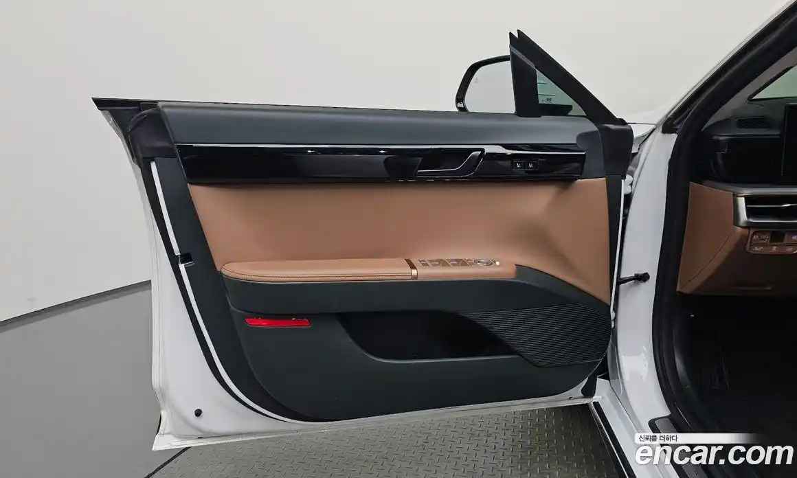 Hyundai Grandeur 2023 1.6 гидро, фото 13