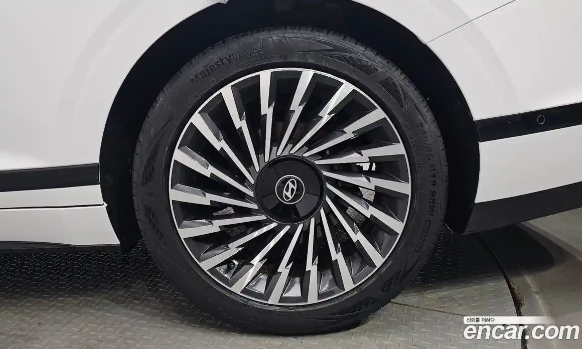 Hyundai Grandeur 2023 1.6 гидро, фото 6