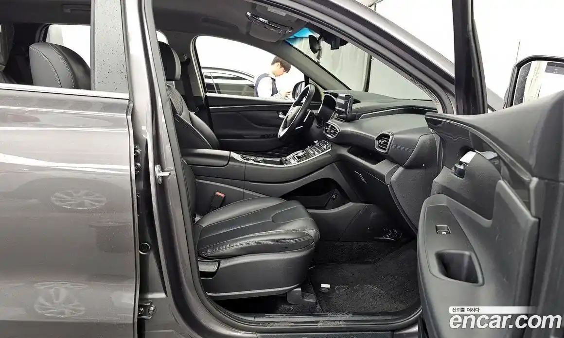 Hyundai Santa Fe 2023 2.5 гидро, фото 16