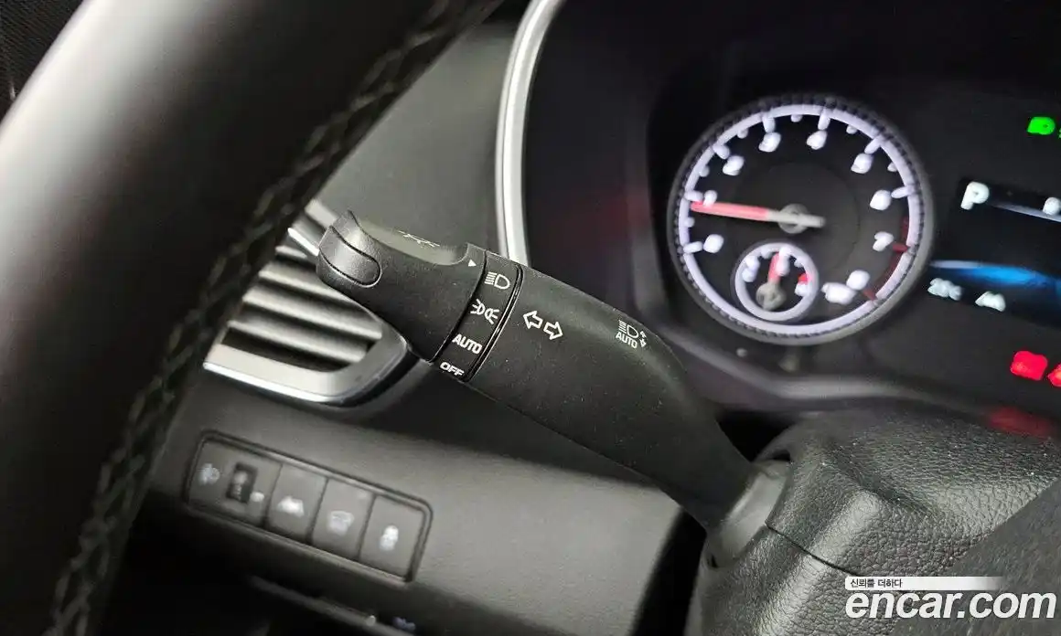 Hyundai Santa Fe 2023 2.5 гидро, фото 25