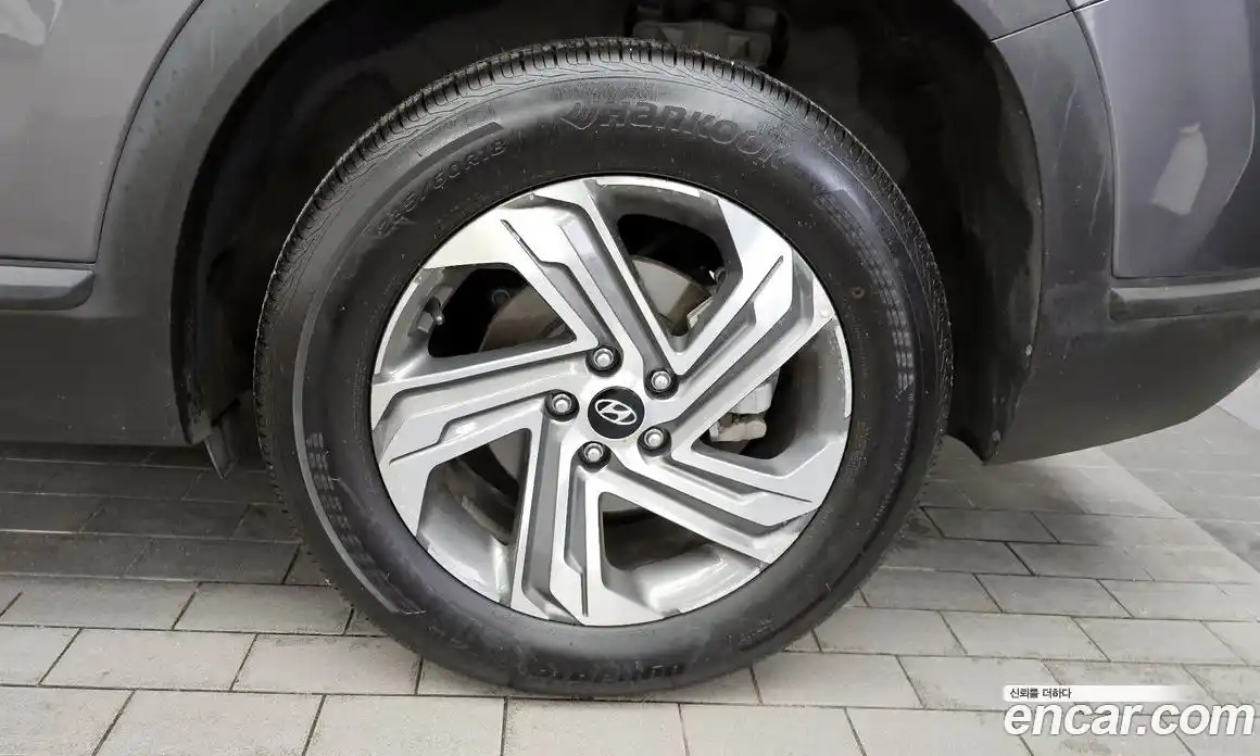 Hyundai Santa Fe 2023 2.5 гидро, фото 7