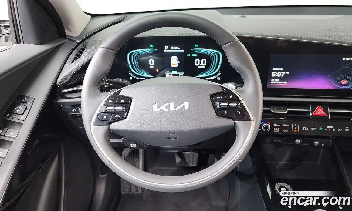 Kia Niro 2026 1.6 автомат (гидро), фото 20