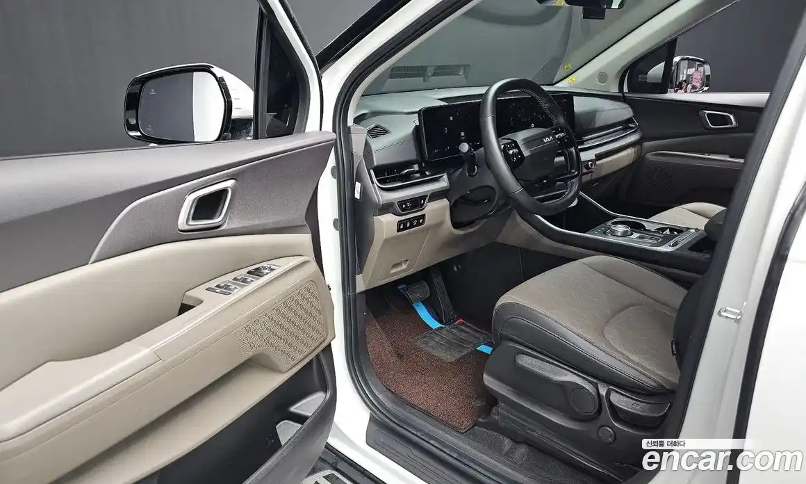 Kia Carnival 2025 3.5 автомат (гидро), фото 17