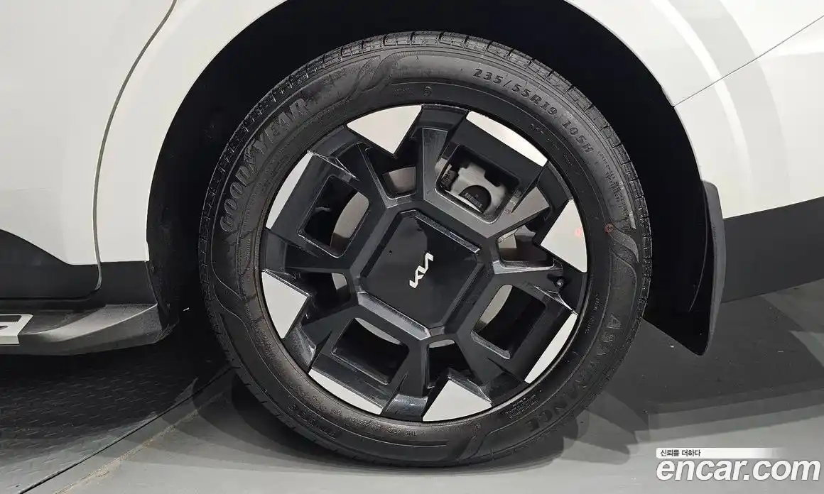 Kia Carnival 2025 3.5 автомат (гидро), фото 7