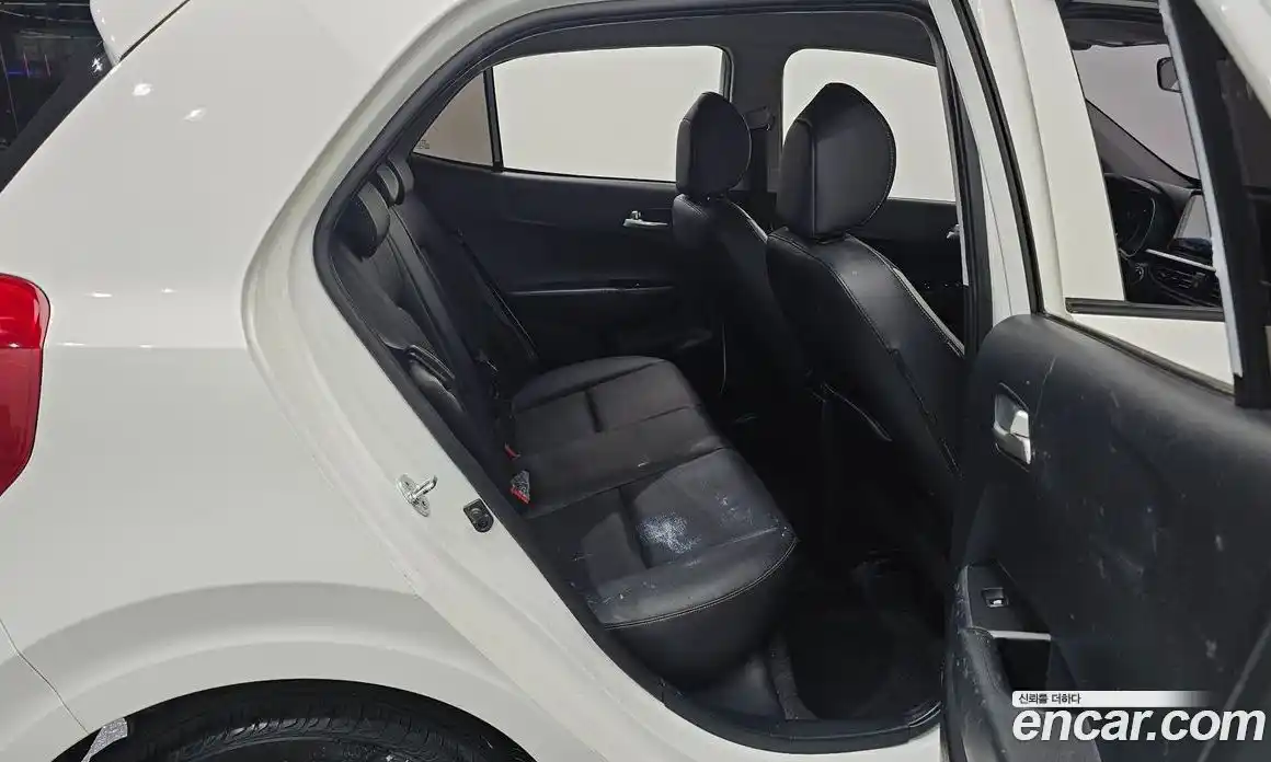 Kia Morning 2022 1.0 автомат (гидро), фото 17