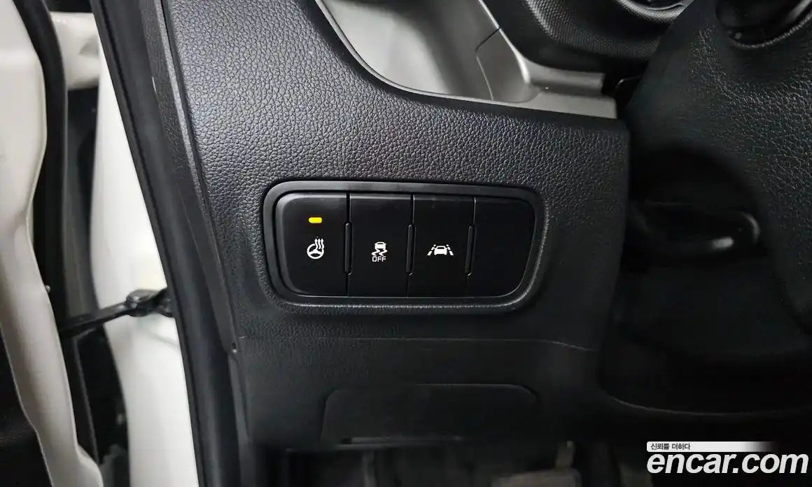 Kia Ray 2022 1.0 автомат (гидро), фото 18