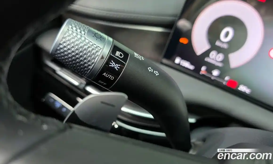 Genesis G80 2025 2.5 гидро, фото 29