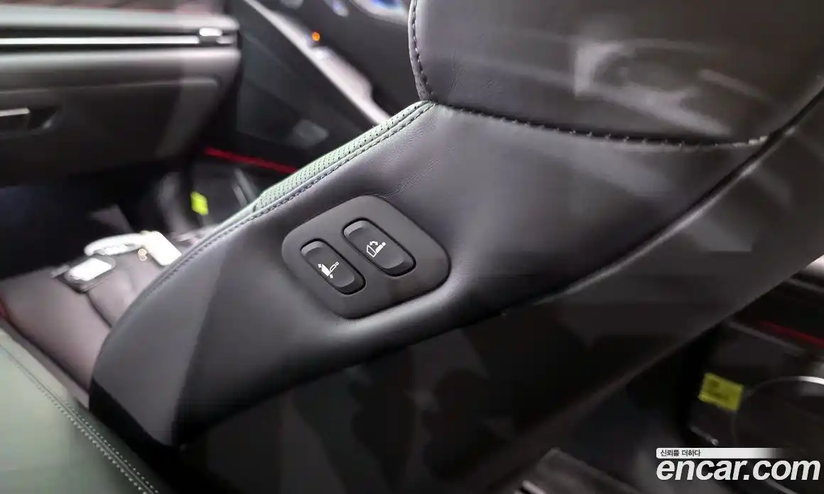 Genesis G80 2025 2.5 гидро, фото 30