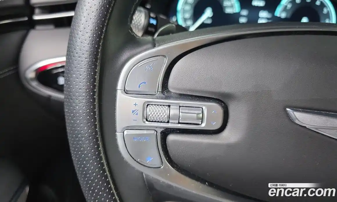 Genesis GV70 2023 2.5 автомат (гидро), фото 27