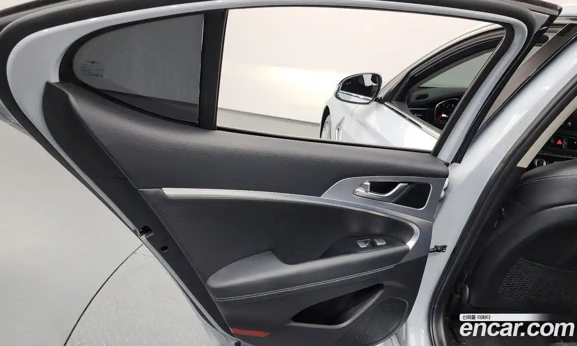 Genesis G70 2020 2.0 гидро, фото 15