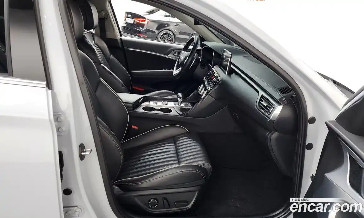 Genesis G70 2020 2.0 гидро, фото 16