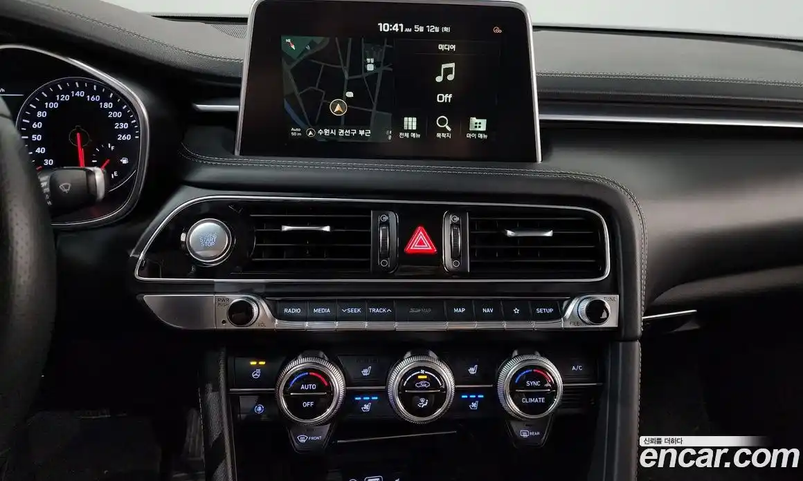Genesis G70 2020 2.0 гидро, фото 18