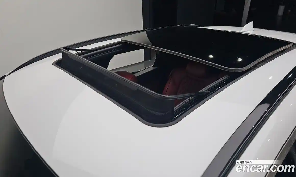 Genesis GV70 2022 2.5 гидро, фото 25