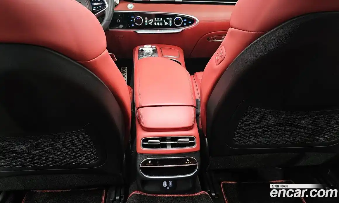 Genesis GV70 2022 2.5 гидро, фото 27