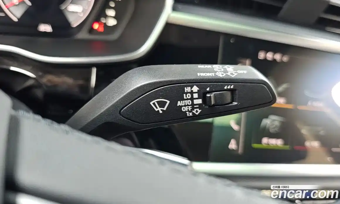 Audi Q3 2025 2.0 автомат (гидро), фото 29