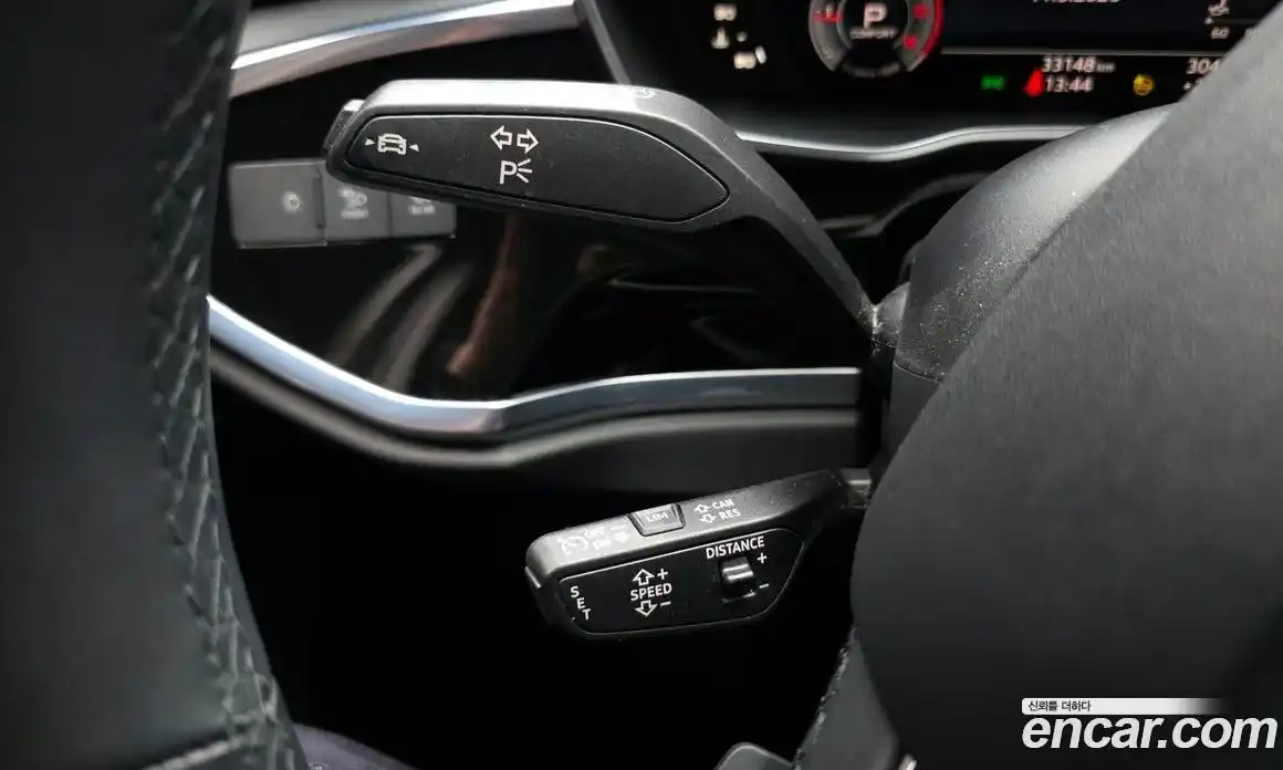 Audi Q3 2023 2.0 автомат (гидро), фото 22