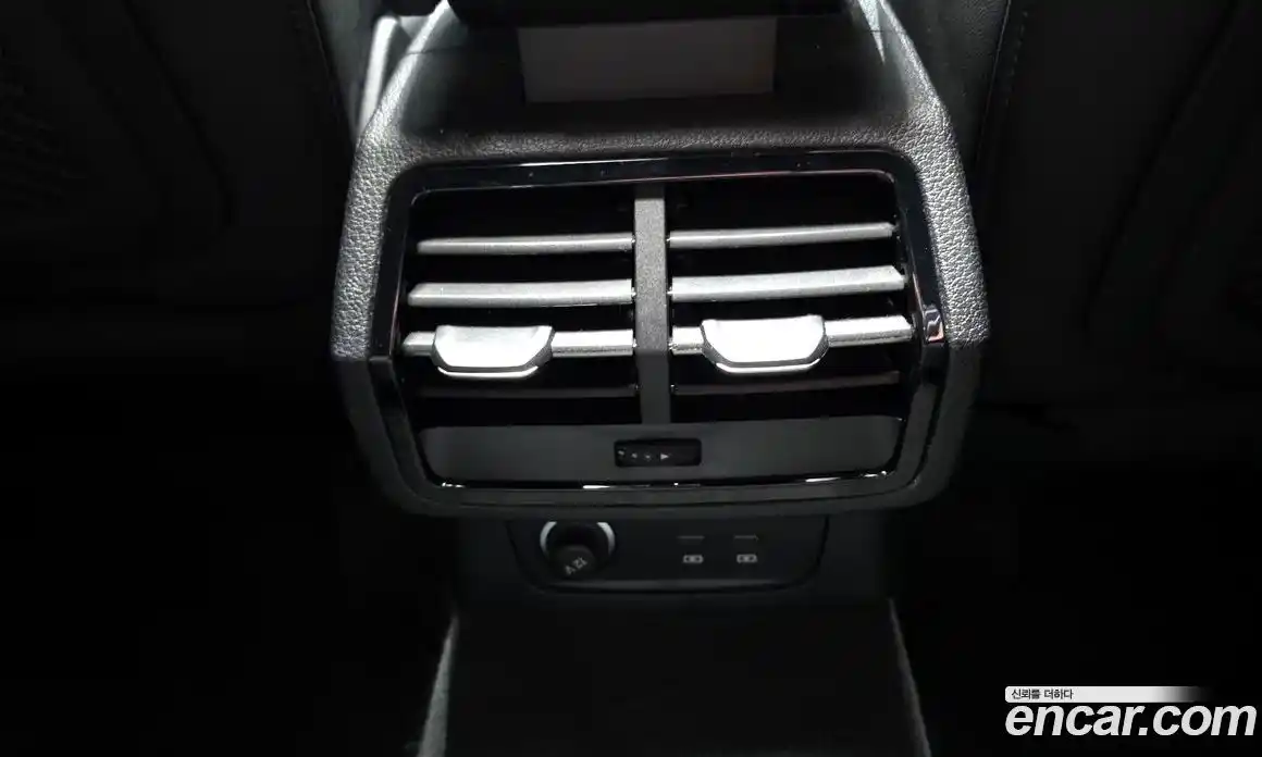 Audi Q3 2023 2.0 автомат (гидро), фото 31