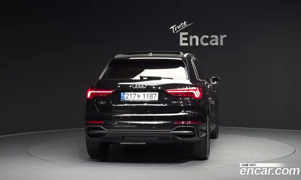 Audi Q3 2023 2.0 автомат (гидро), фото 4