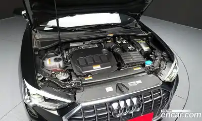 Audi Q3 2023 2.0 автомат (гидро), миниатюра 6