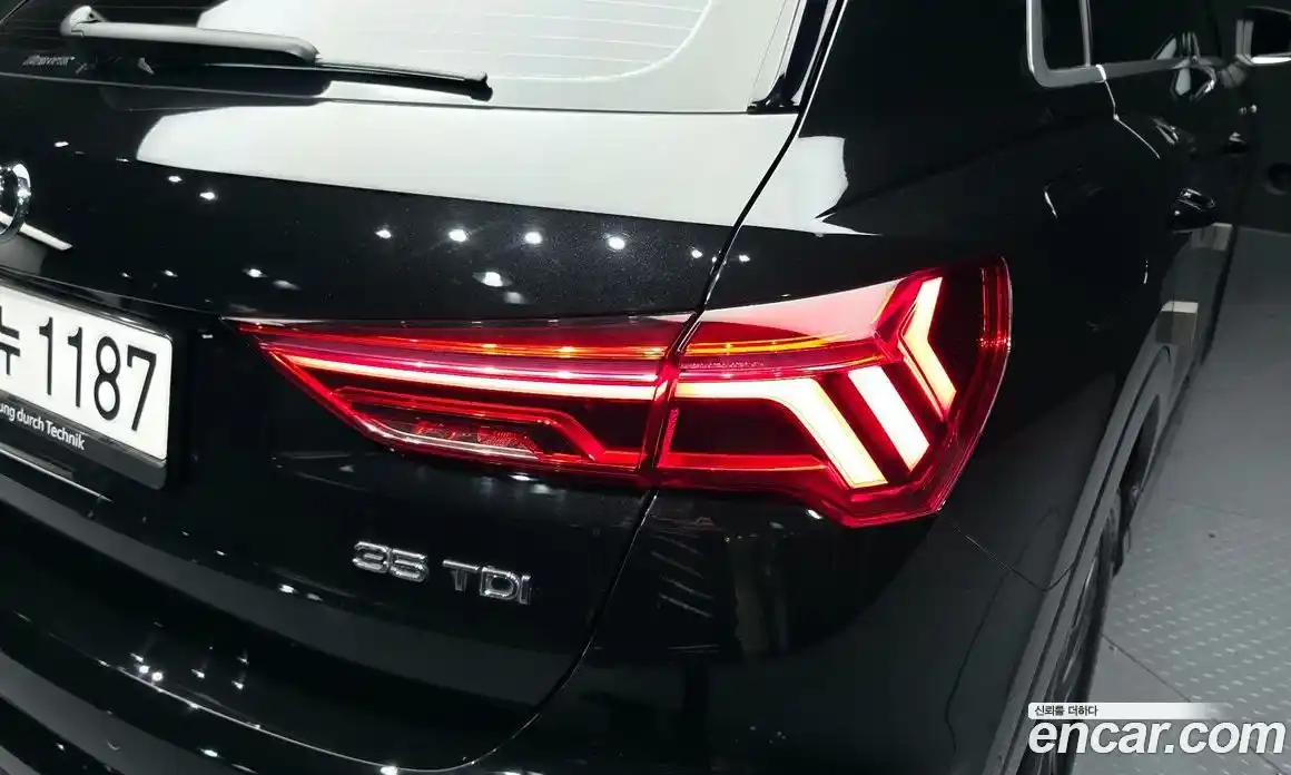 Audi Q3 2023 2.0 автомат (гидро), фото 9