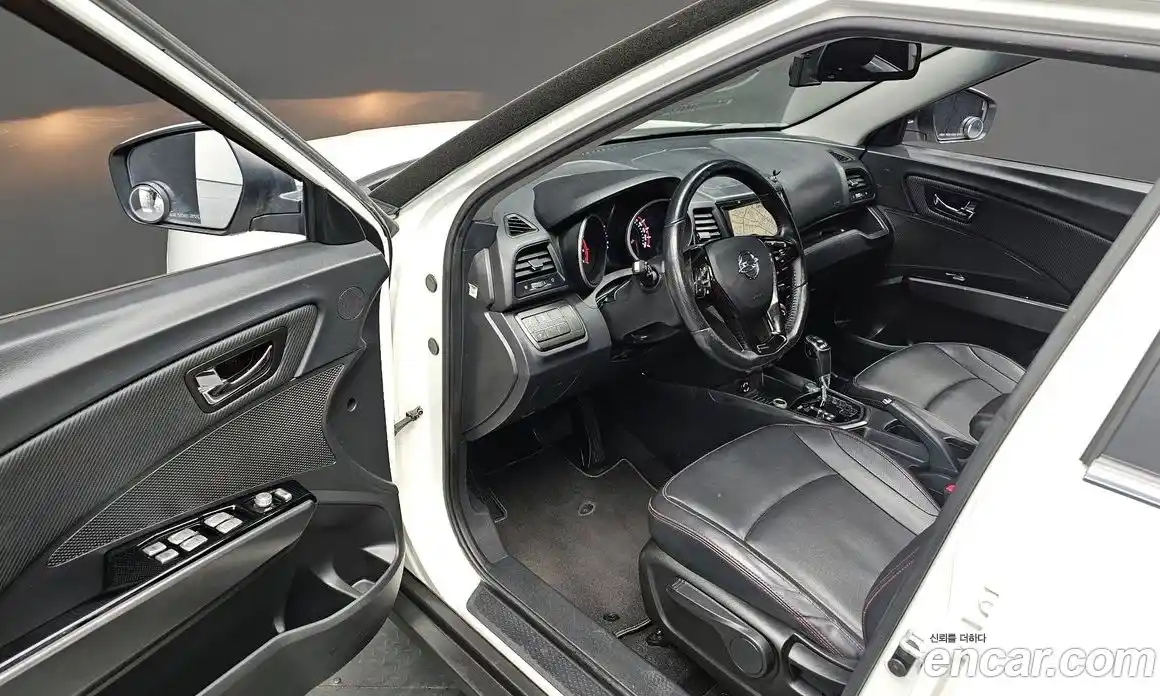 SsangYong TIBOLI 2017 1.6 автомат (гидро), фото 11