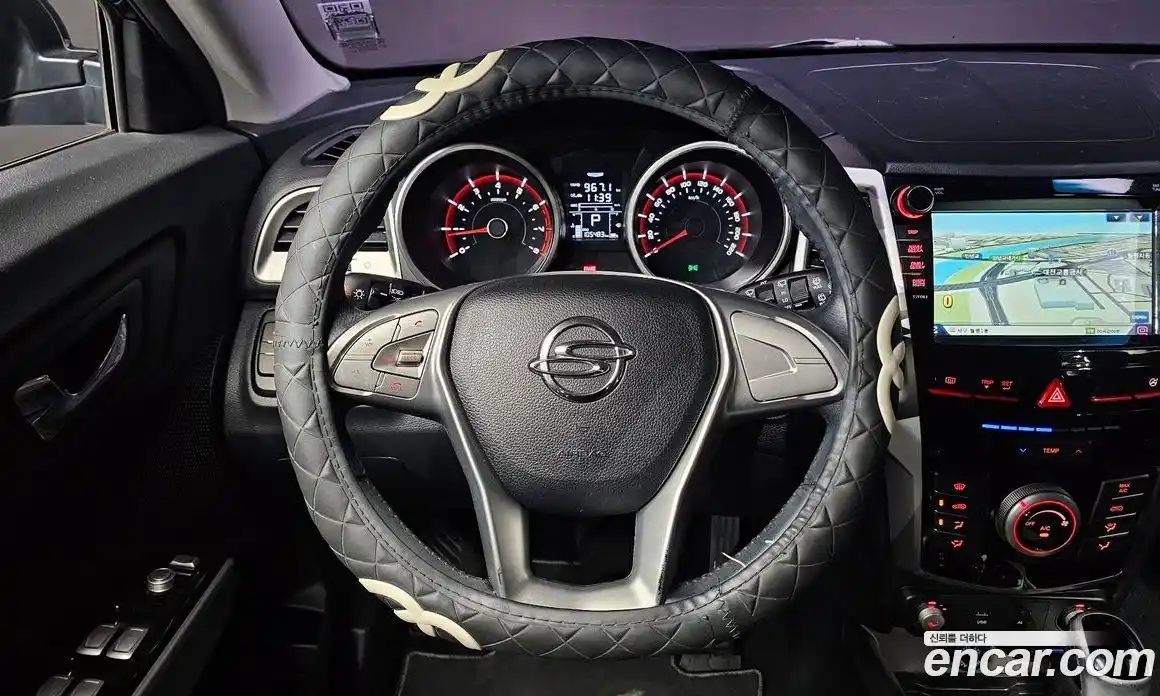 SsangYong TIBOLI 2016 1.6 автомат (гидро), фото 17