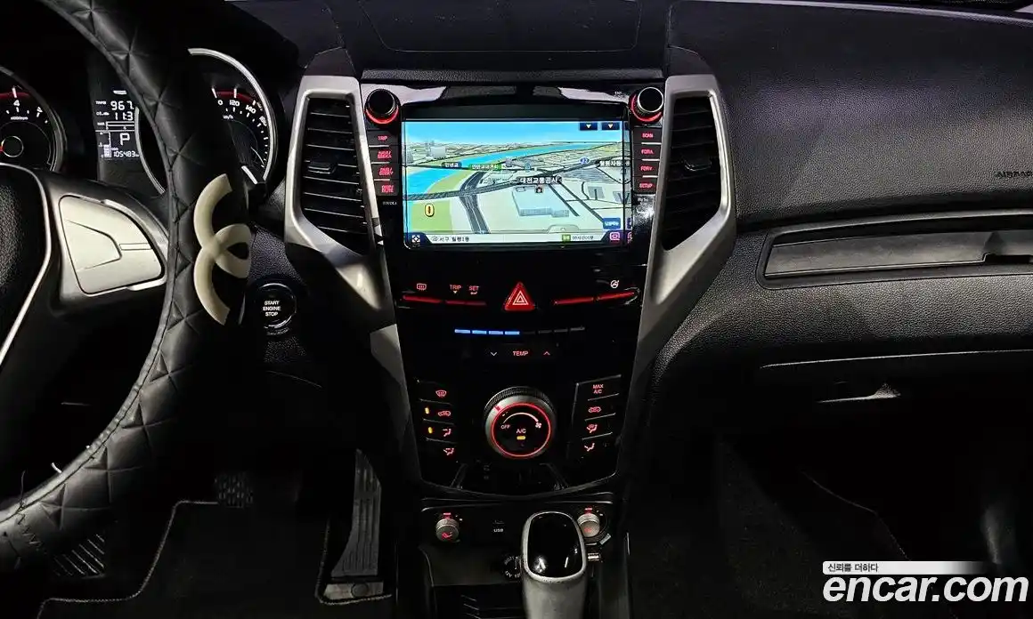 SsangYong TIBOLI 2016 1.6 автомат (гидро), фото 18