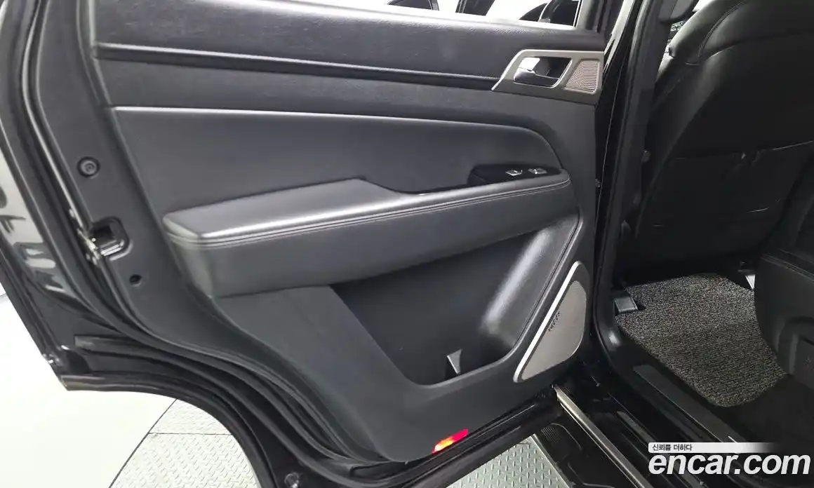 SsangYong Rexton 2017 2.2 автомат (гидро), фото 15