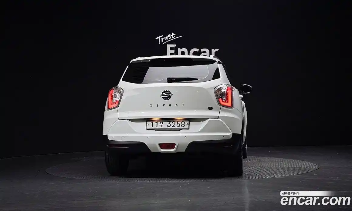 SsangYong TIBOLI 2015 1.6 автомат (гидро), фото 4